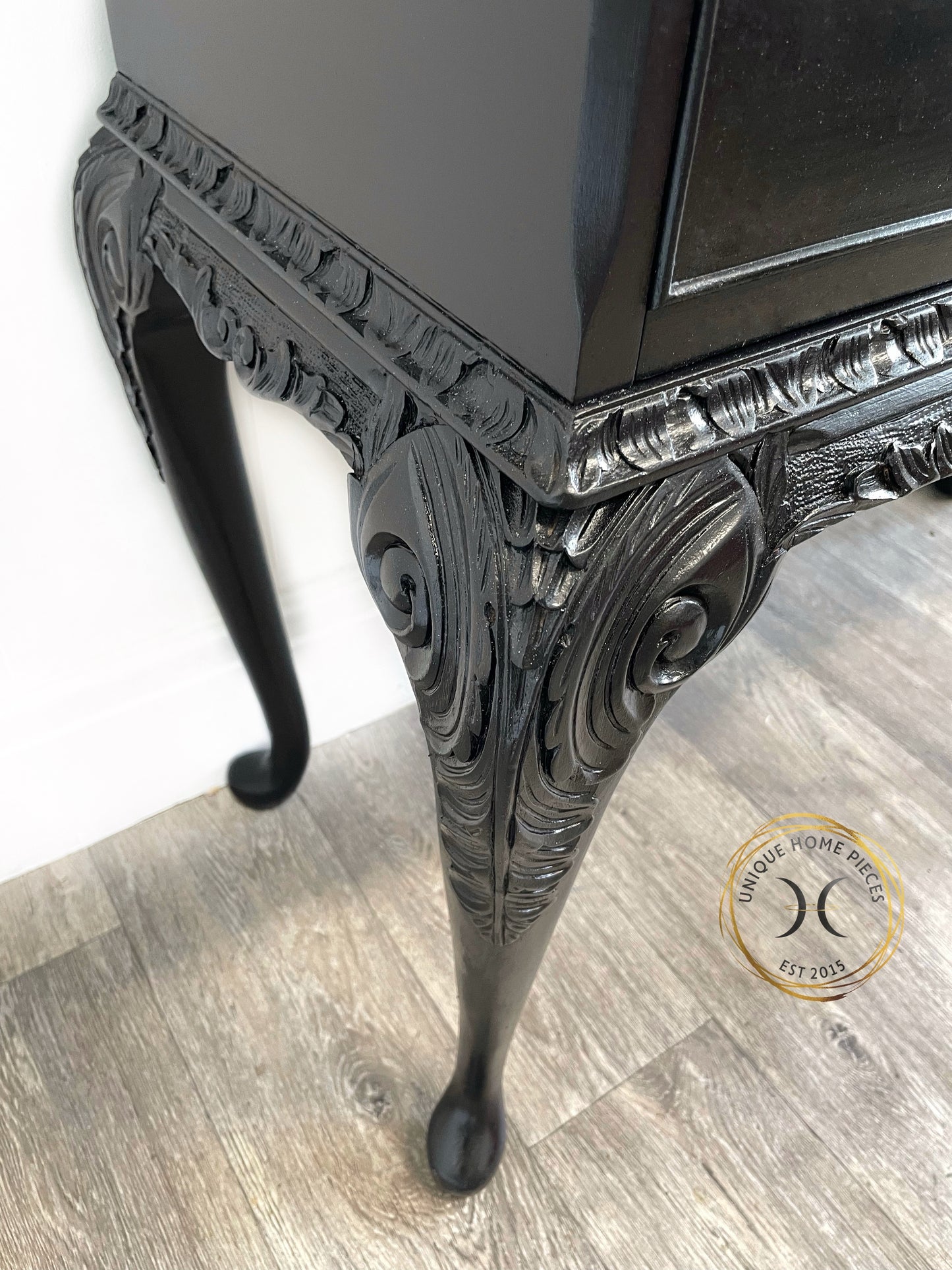 Black Bespoke Bevelled Glass Door Display Cabinet, Queen Anne Legs,Turquoise Crane Bird Design