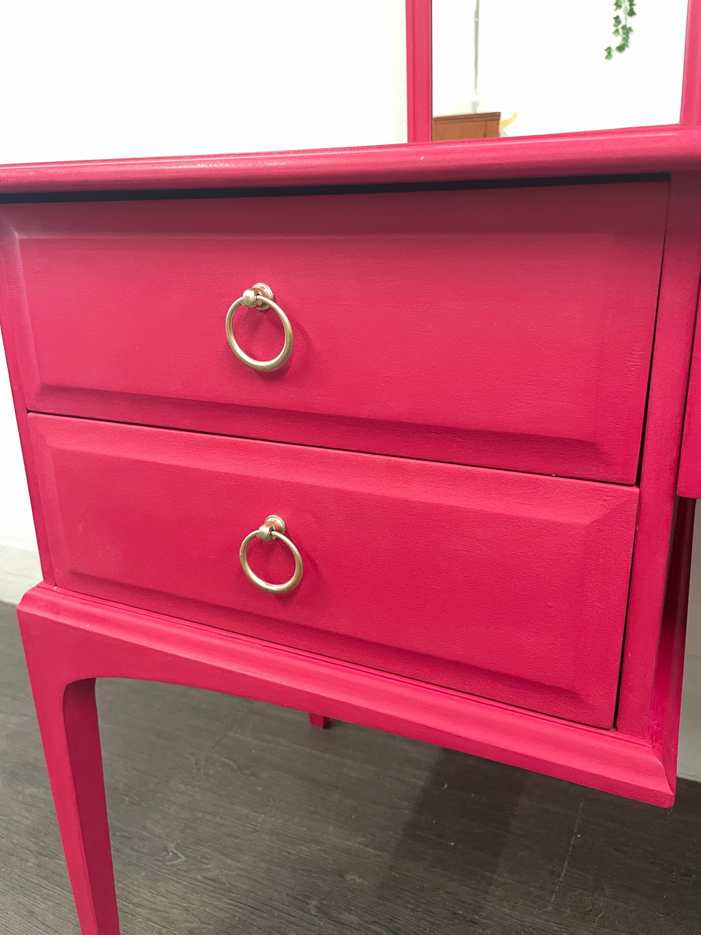 Stag Hot Pink 5 Drawer Mirrored Dressing Table With Stool