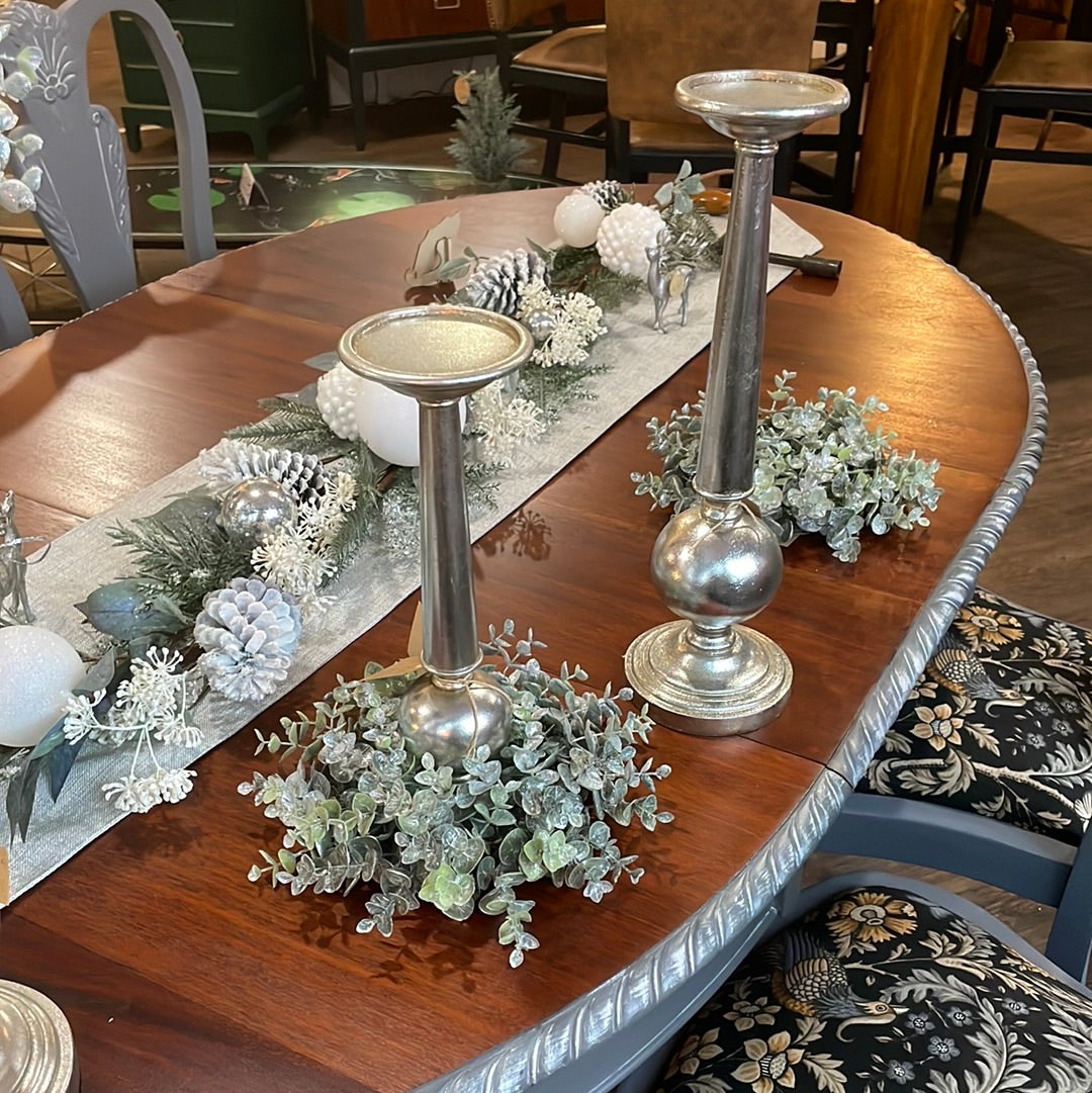 Medium Frosted Eucalyptus Candle Wreath