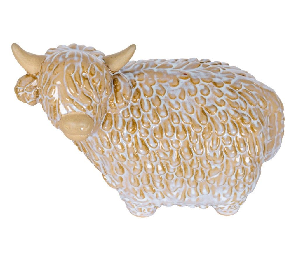 Large Alora Highland Cow - Unique Home Pieces
