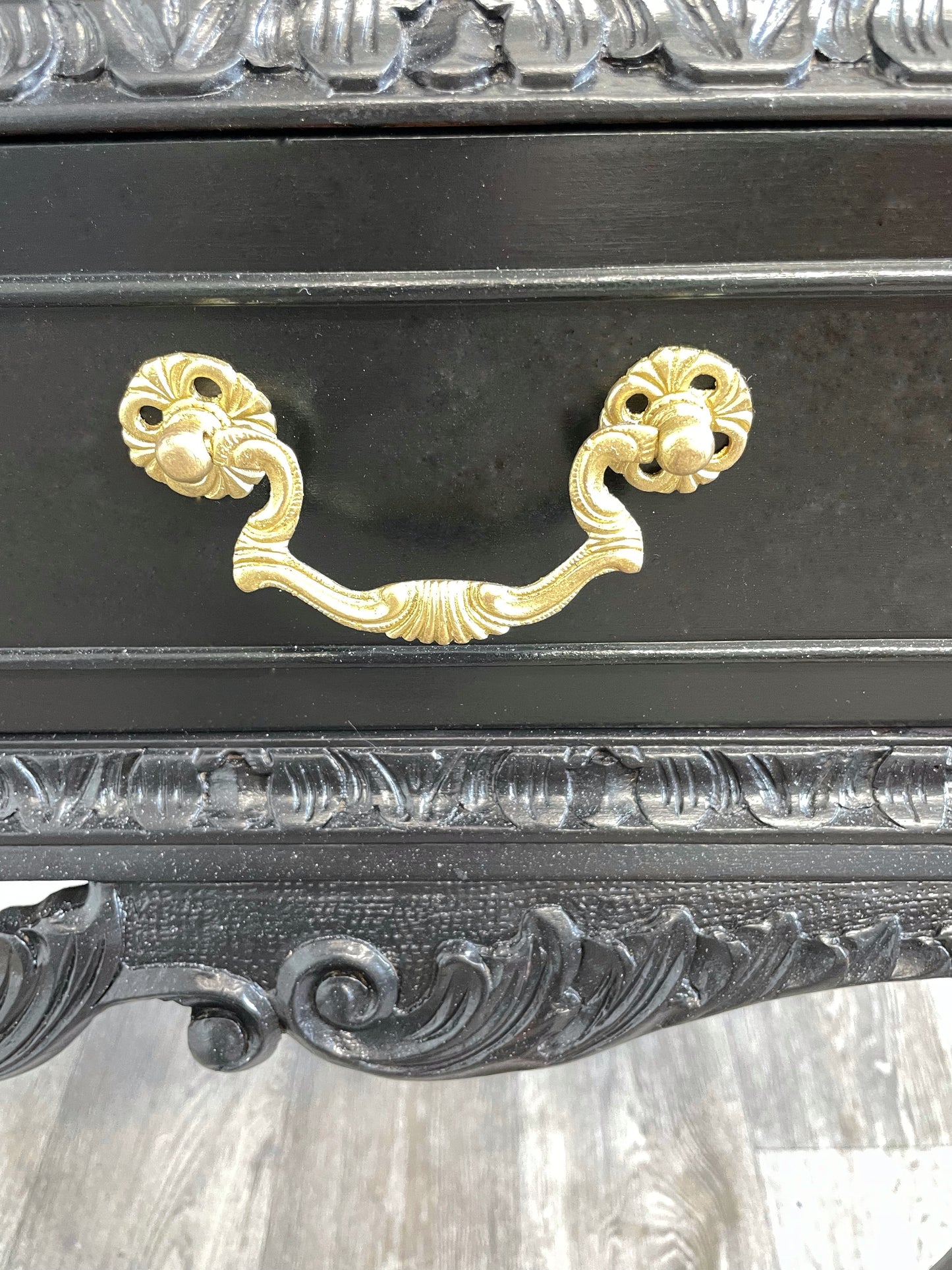 Black Bespoke Bevelled Glass Door Display Cabinet, Queen Anne Legs,Turquoise Crane Bird Design