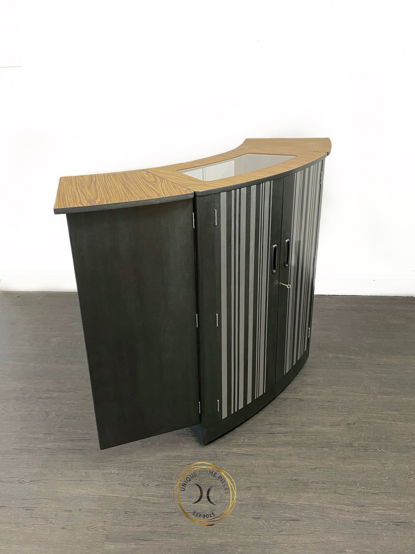 Turnidge Of London MCM Grey/Silver metamorphosis Cocktail Cabinet/Bar