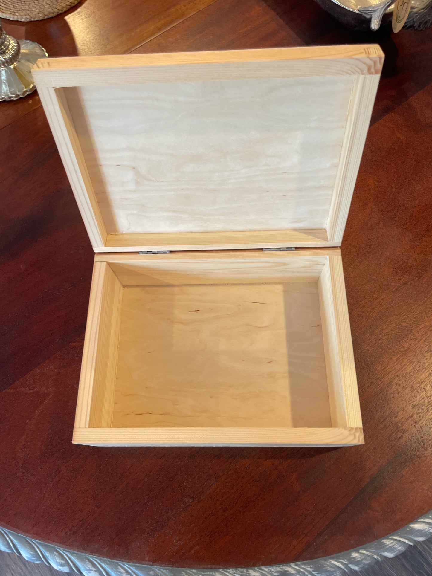 Paint Your Own Keepsake/Memory Box Workshops