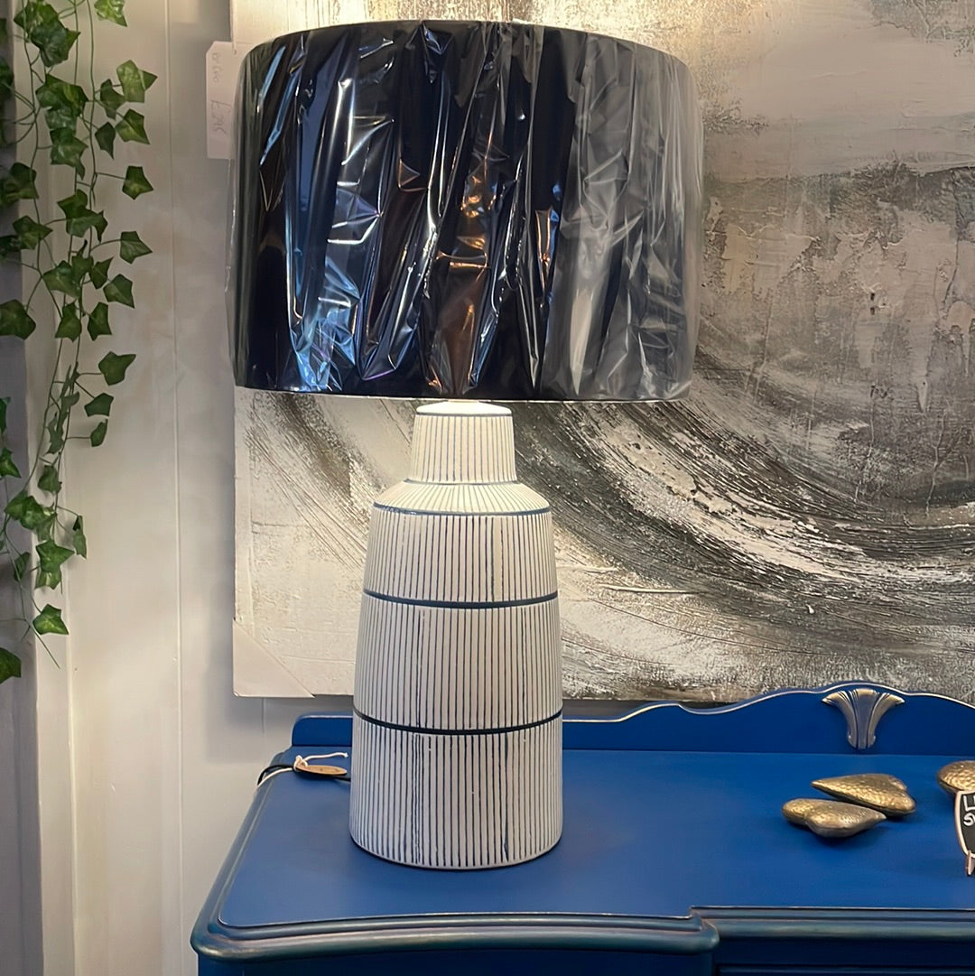 Blue And White Ceramic Table Lamp