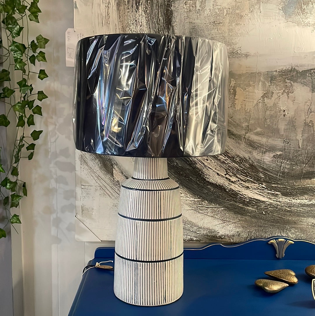 Blue And White Ceramic Table Lamp