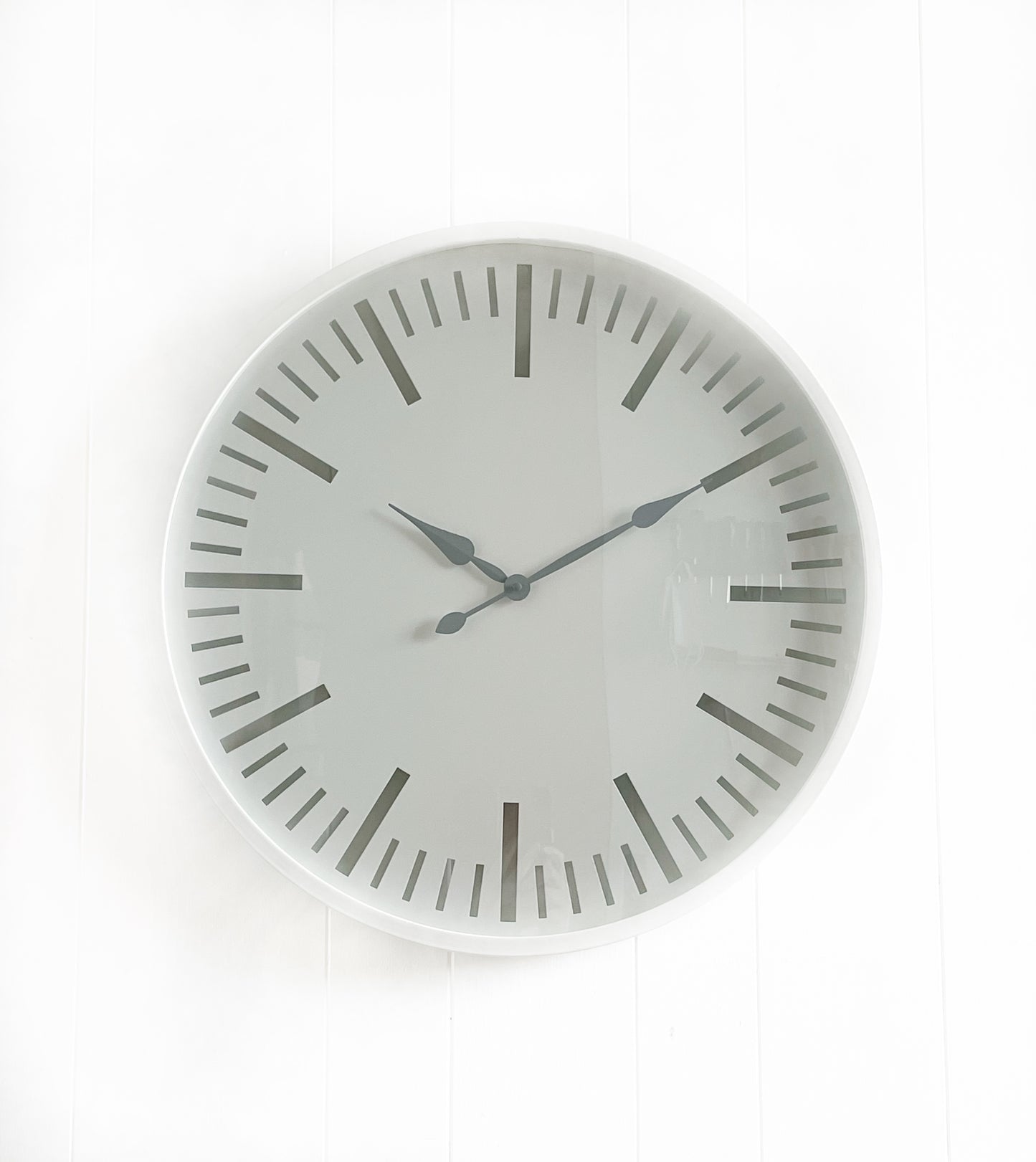 White Metal Wall Clock