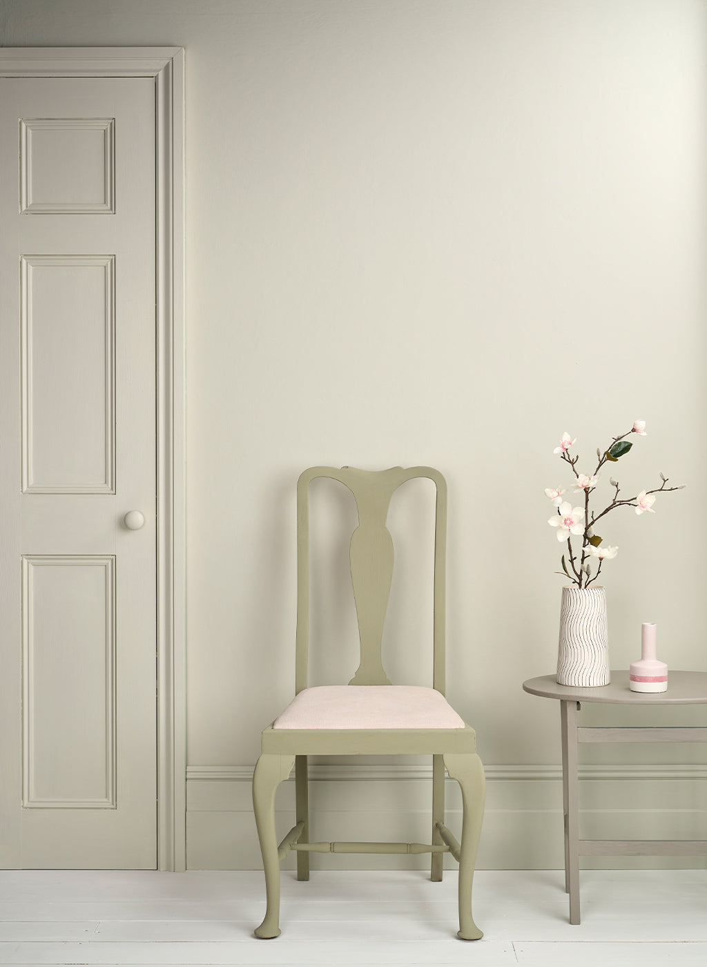 Cotswold Green Annie Sloan Satin Paint 750ml