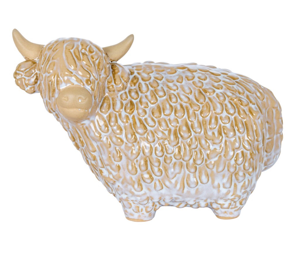 Large Alora Highland Cow - Unique Home Pieces