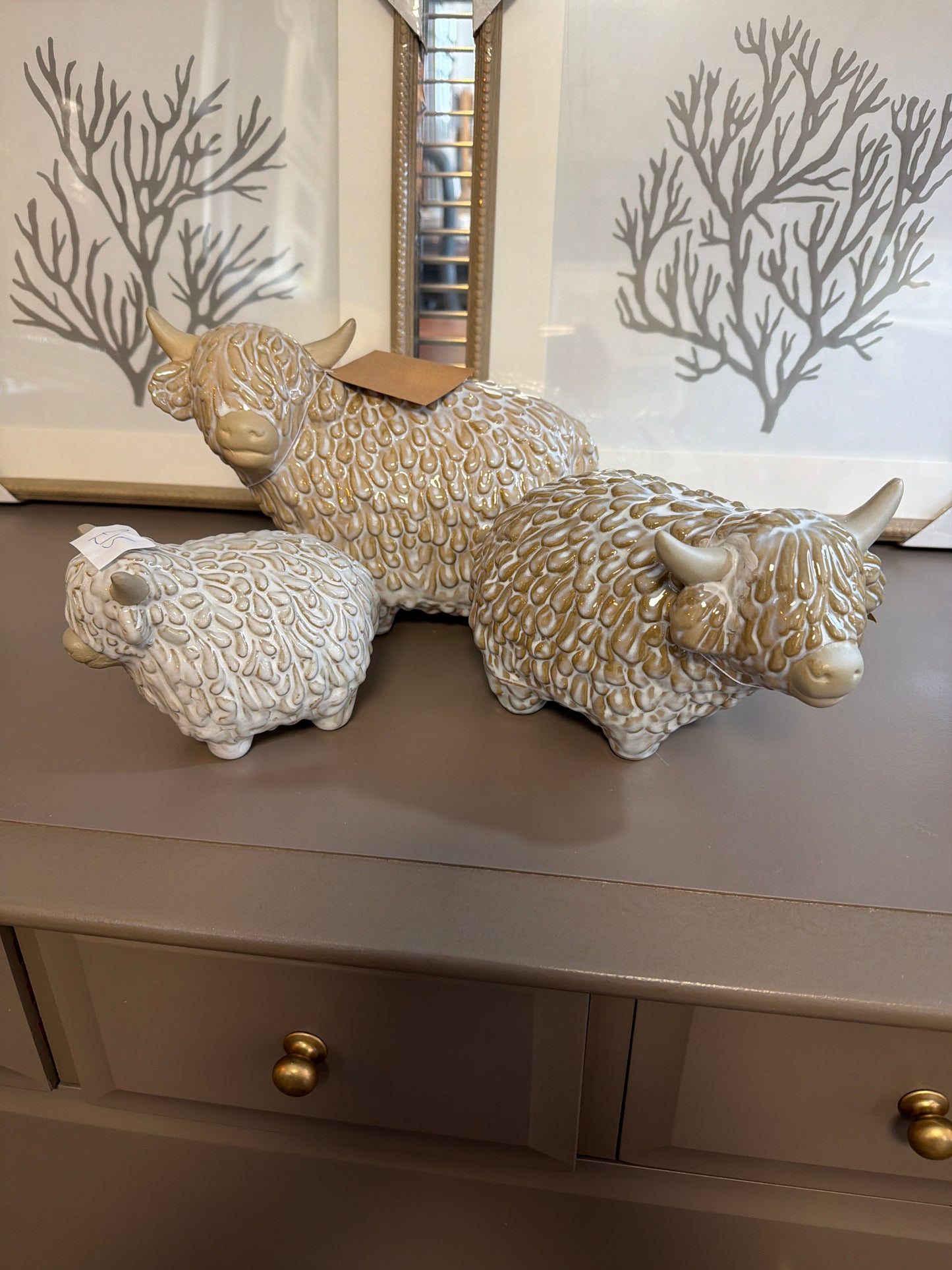Large Alora Highland Cow - Unique Home Pieces