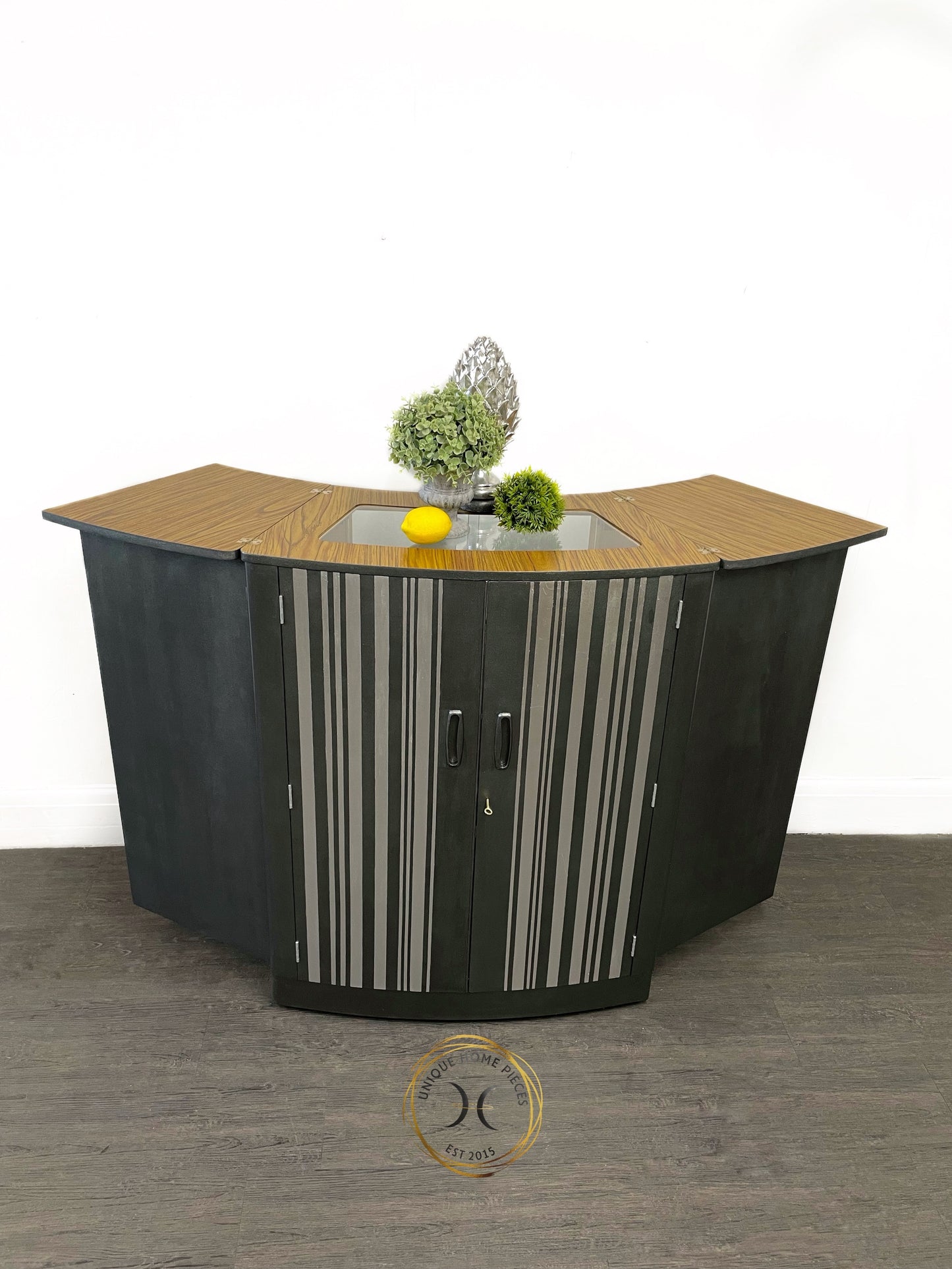 Turnidge Of London MCM Grey/Silver metamorphosis Cocktail Cabinet/Bar