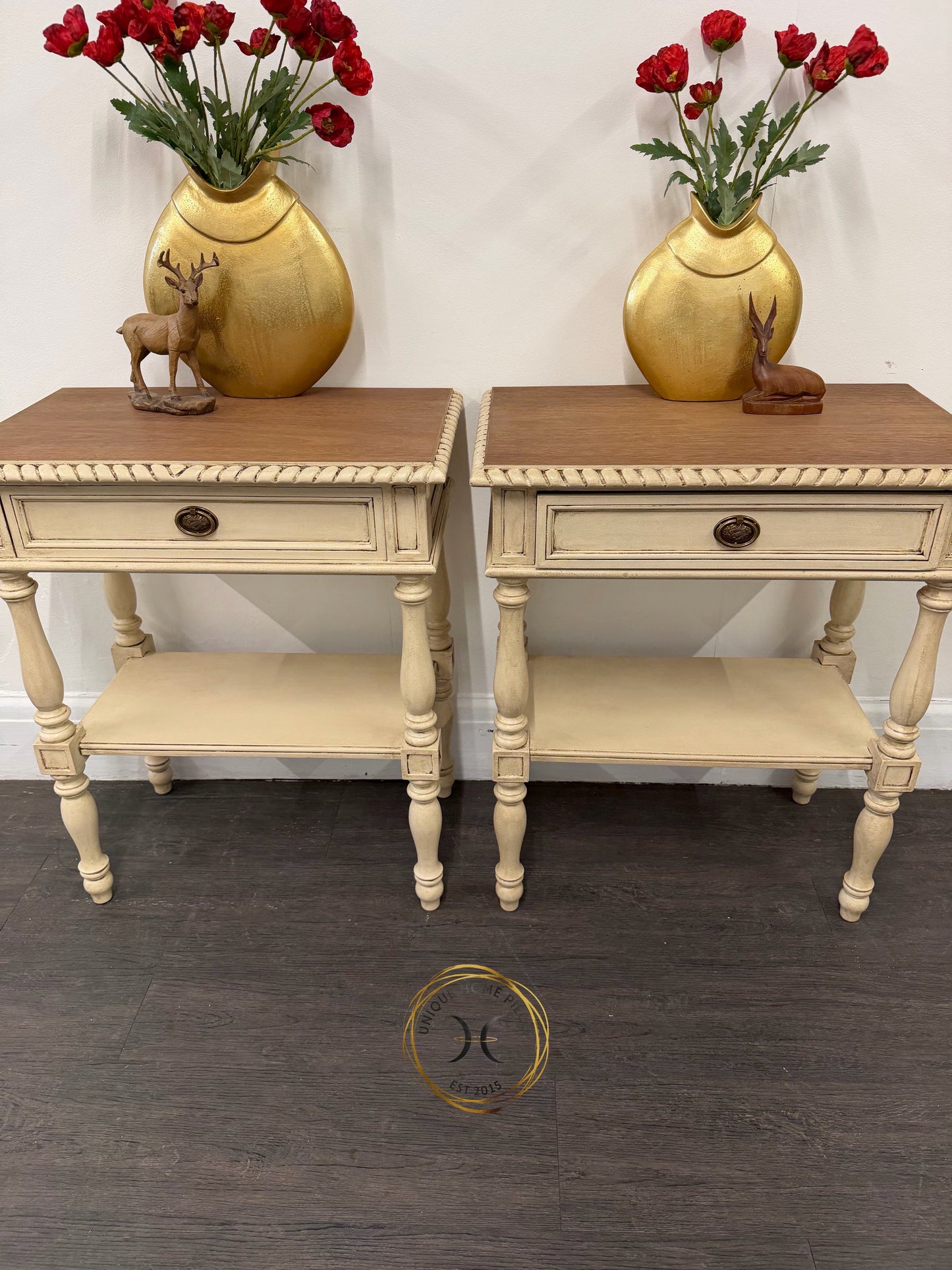 Set Of Two Cream Olde Worlde Style Nightstands/Side Tables