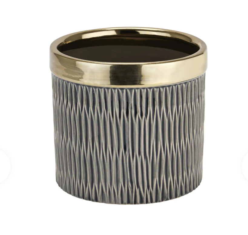 Servile Collection Intaglio Planter