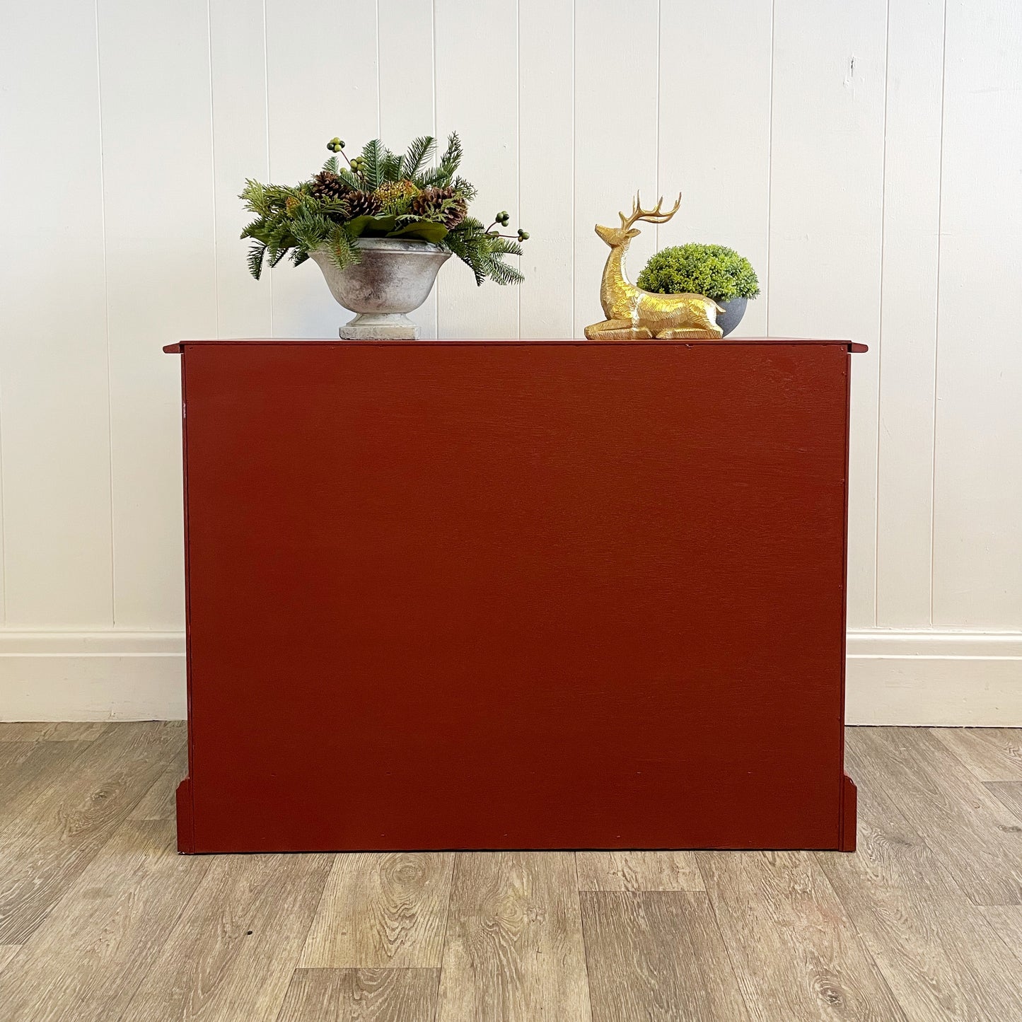 Stag Minstrel Red 2 Door 2 Drawer Sideboard/Cupboard