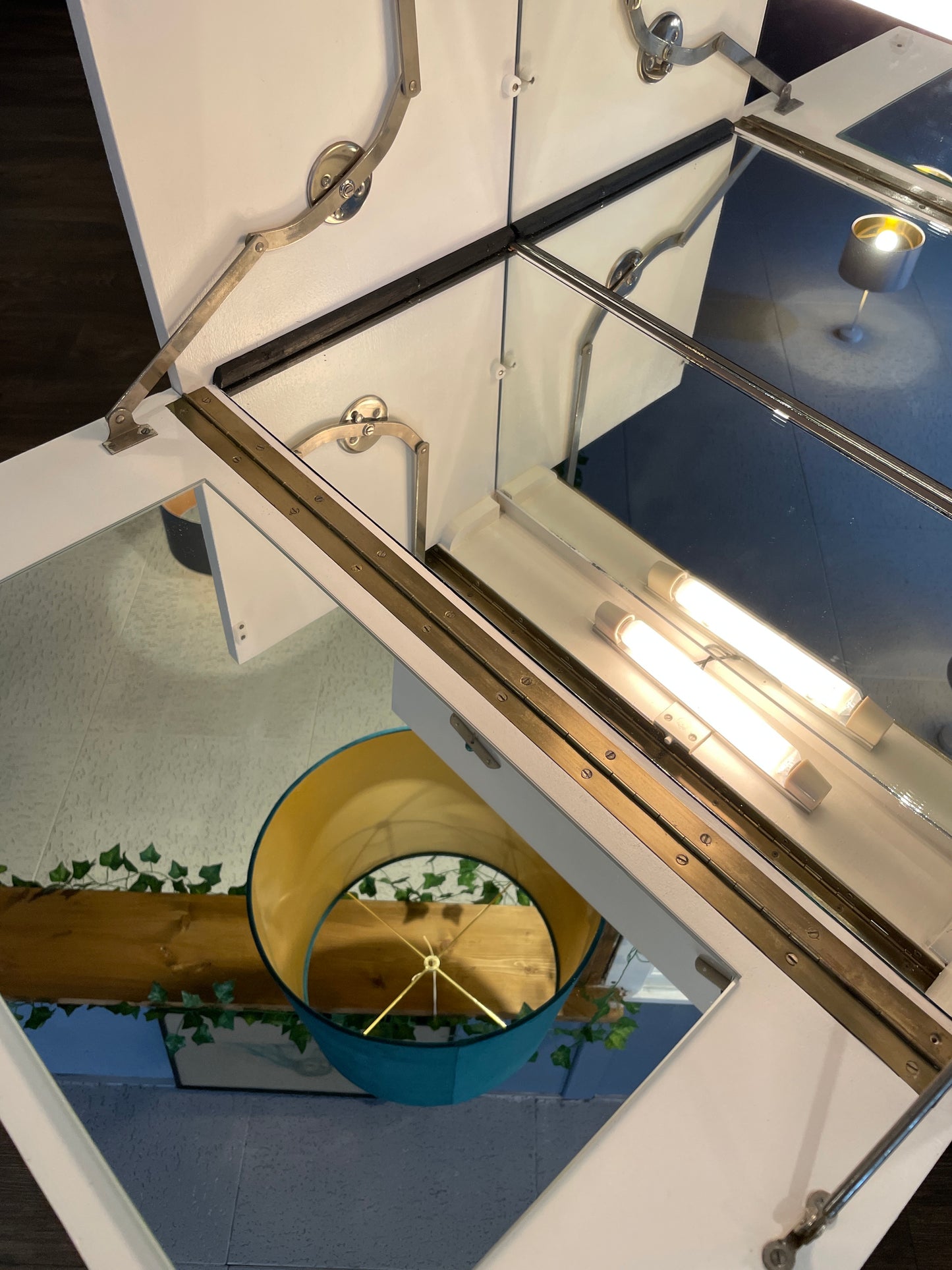 White Vintage Drinks Cabinet with Leaf Design