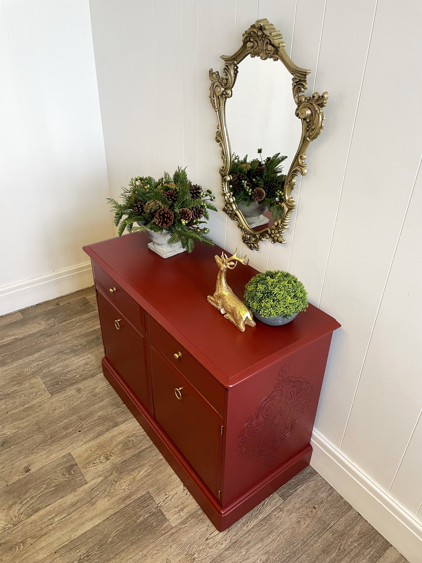 Stag Minstrel Red 2 Door 2 Drawer Sideboard/Cupboard