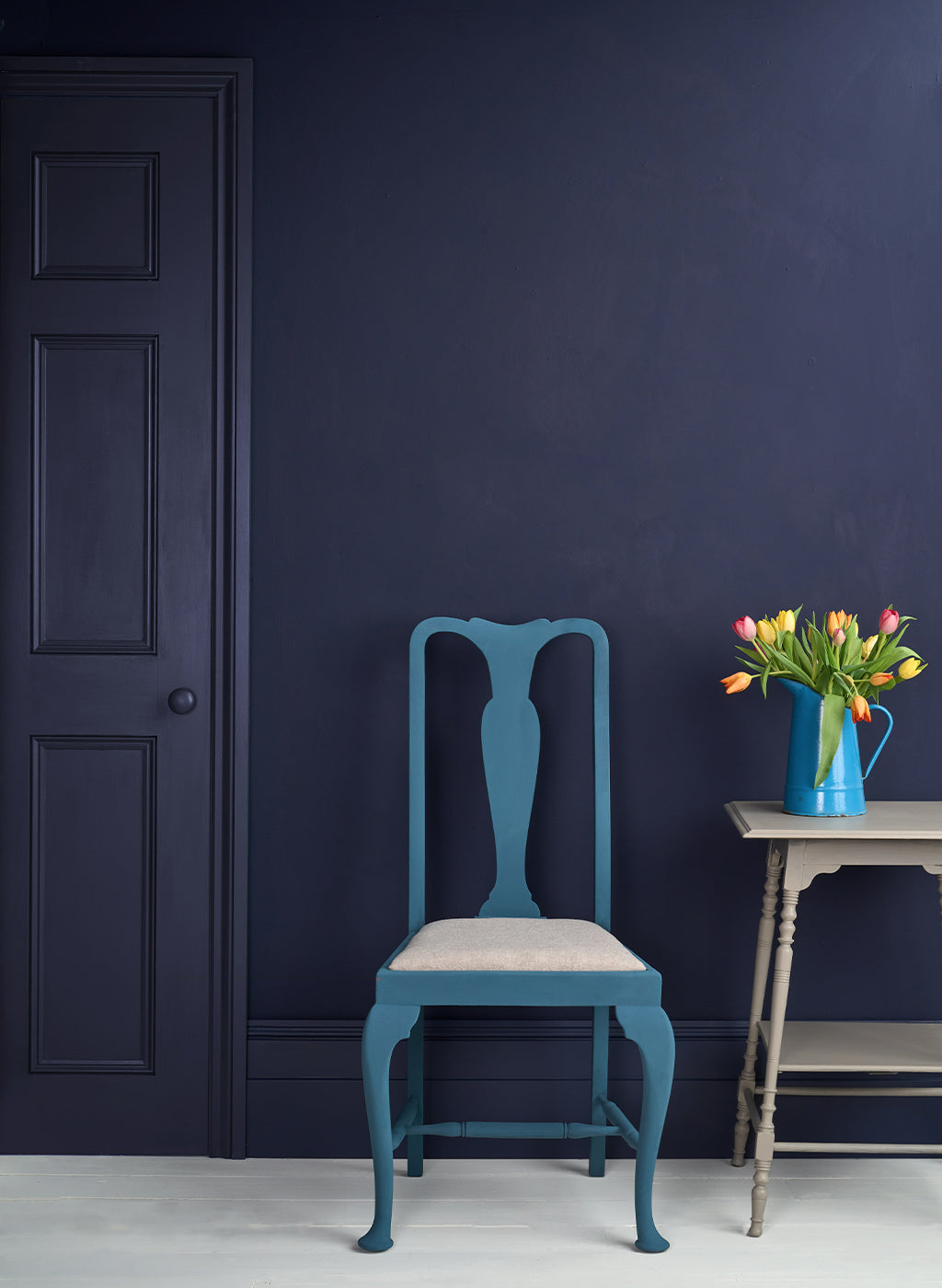 Oxford Navy Annie Sloan Satin Paint 750ml
