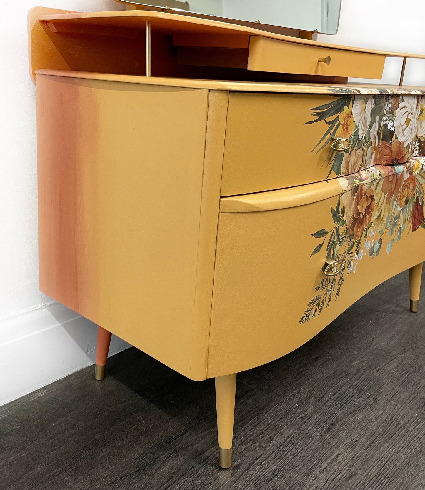 1960s Yellow Floral 4 Drawer Dressing Table