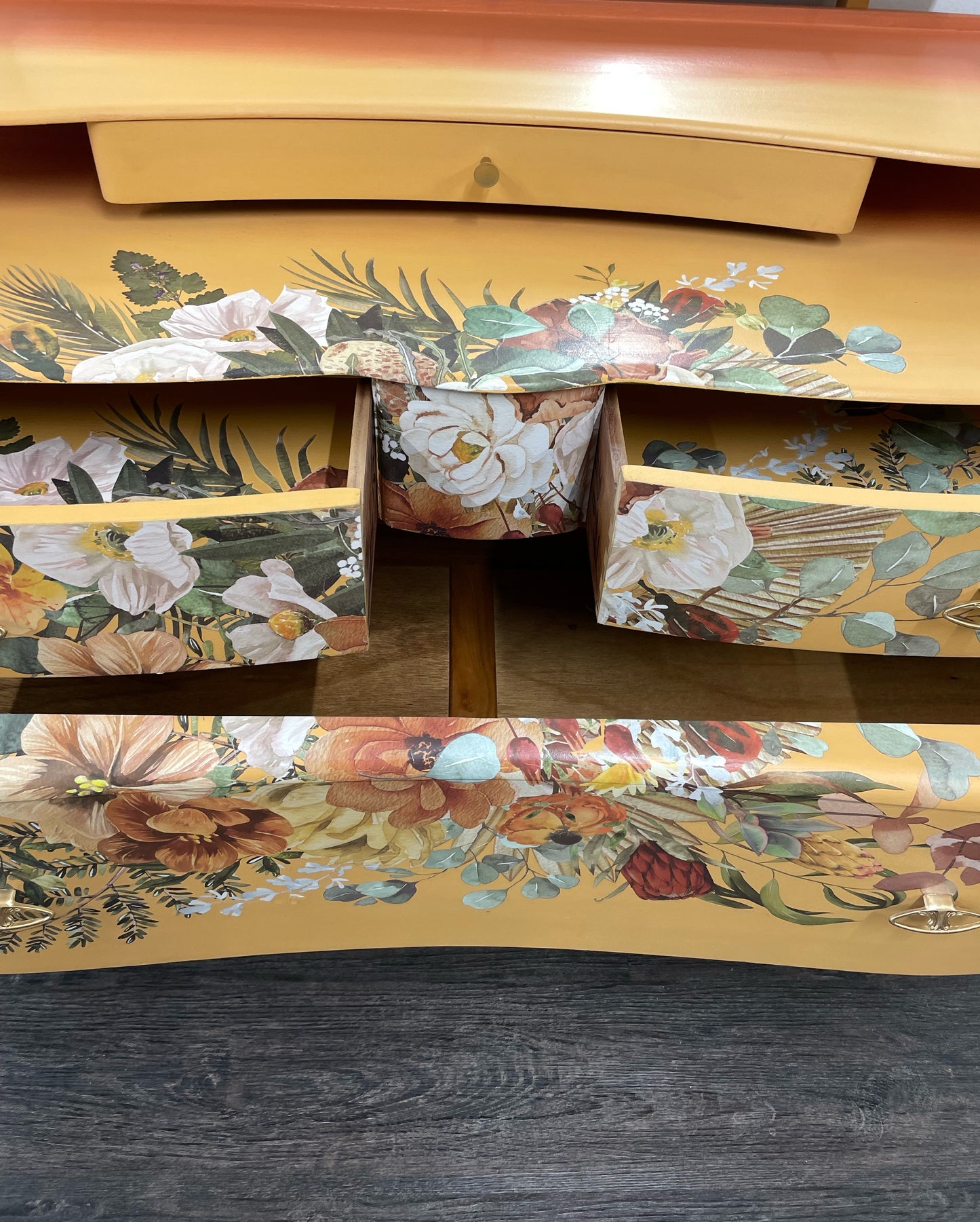 1960s Yellow Floral 4 Drawer Dressing Table